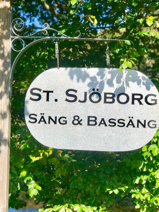 Bed and Breakfast Sjoeborg Saeng & Bassaeng Munka-Ljungby Esterno foto